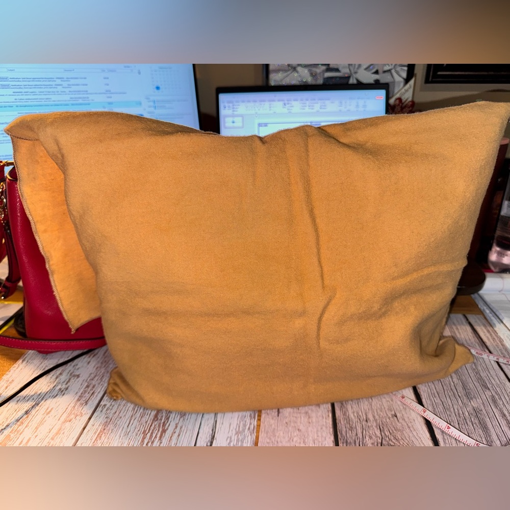 Louis Vuitton (authentic) dust-bag with Monogram 12.5” x 17” fits a large bag - Picture 7 of 11